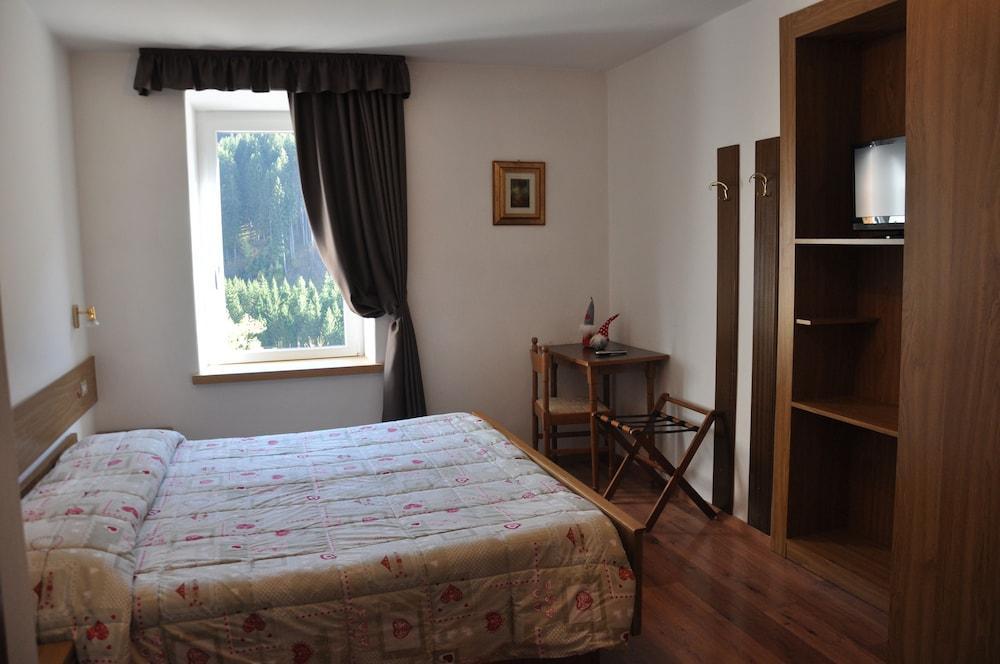 Alpenlife Hotel Someda Moena Extérieur photo