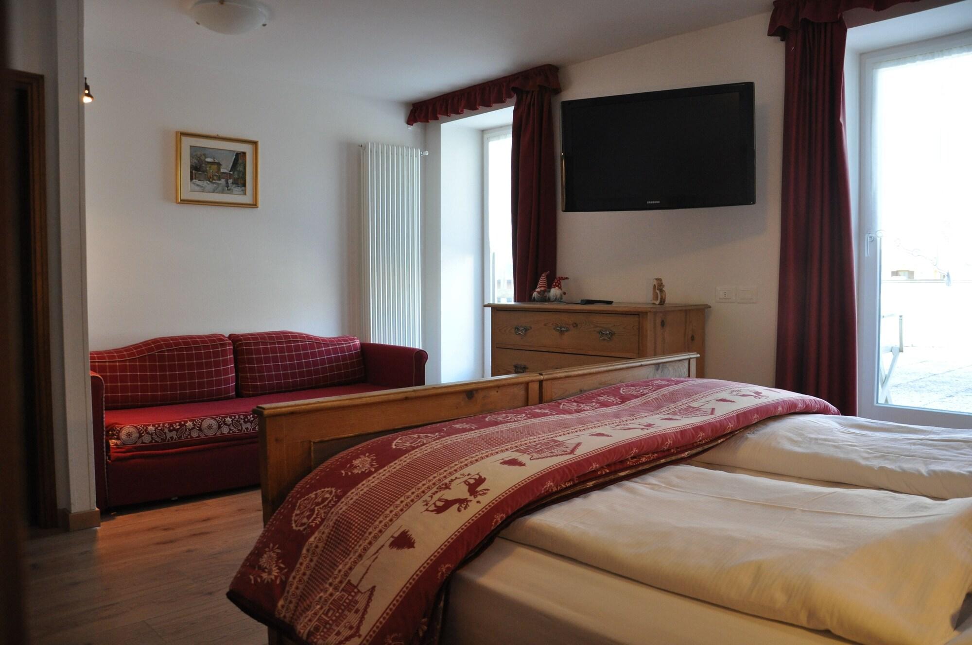Alpenlife Hotel Someda Moena Extérieur photo