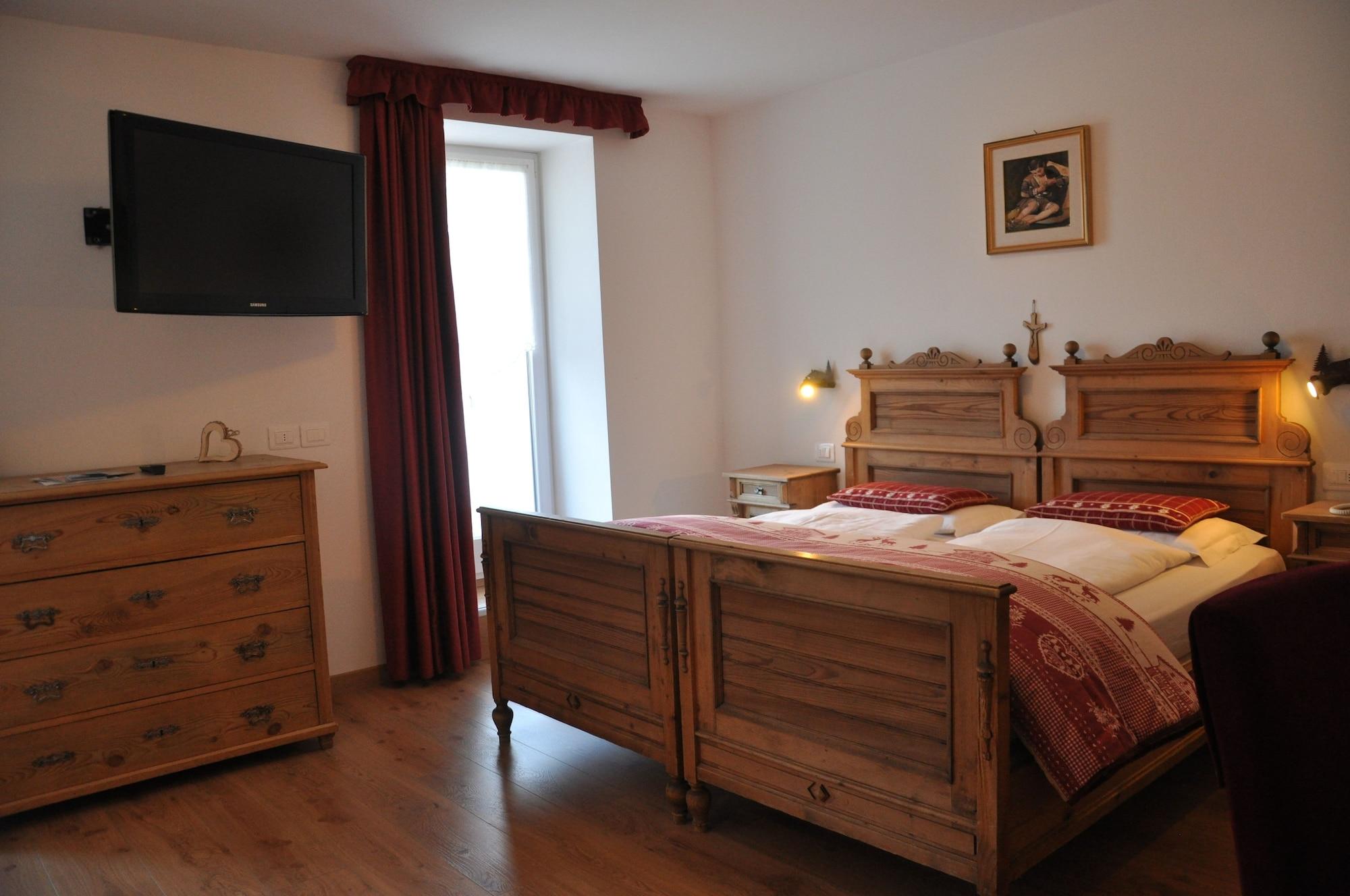 Alpenlife Hotel Someda Moena Extérieur photo
