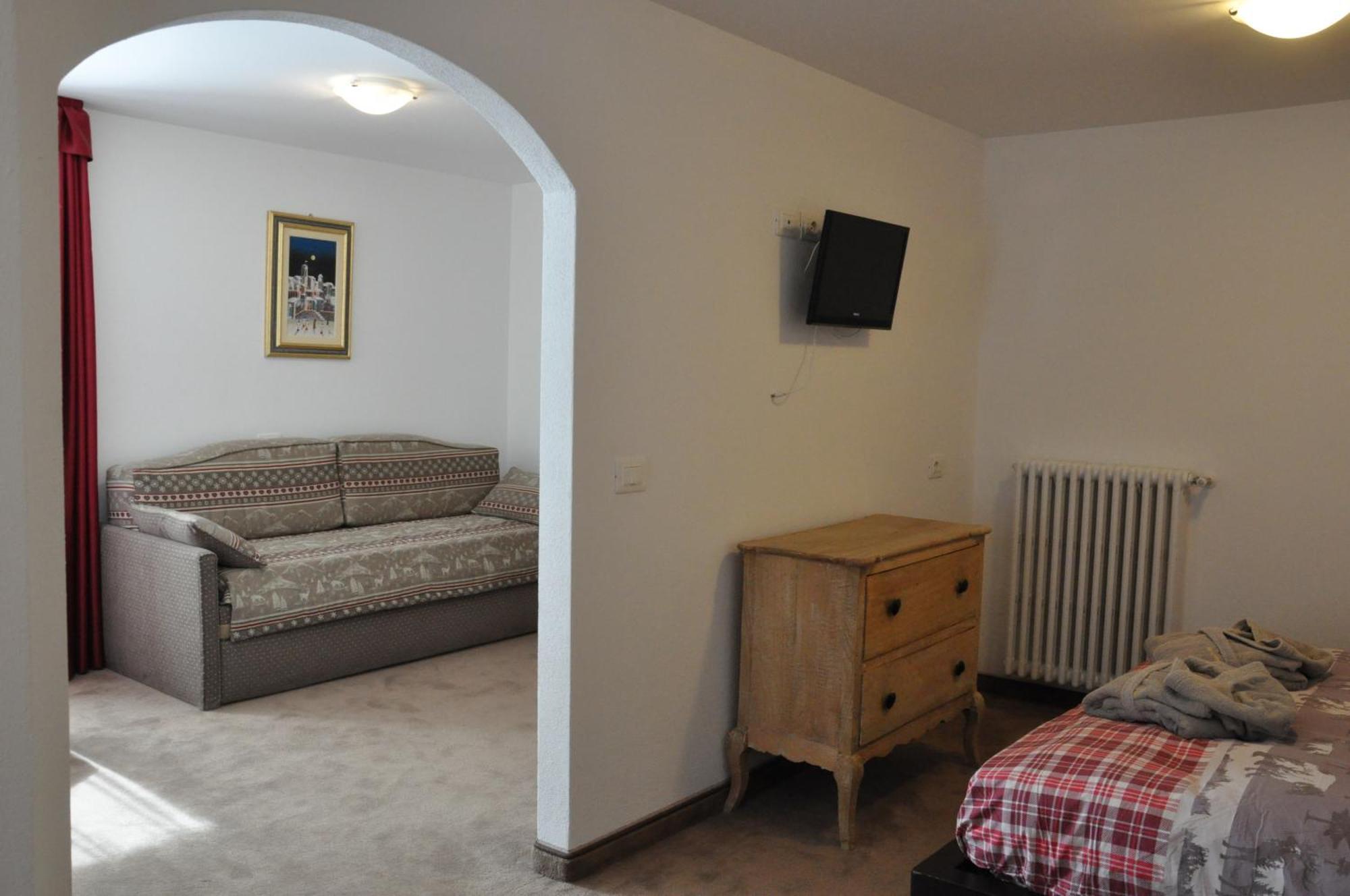 Alpenlife Hotel Someda Moena Extérieur photo