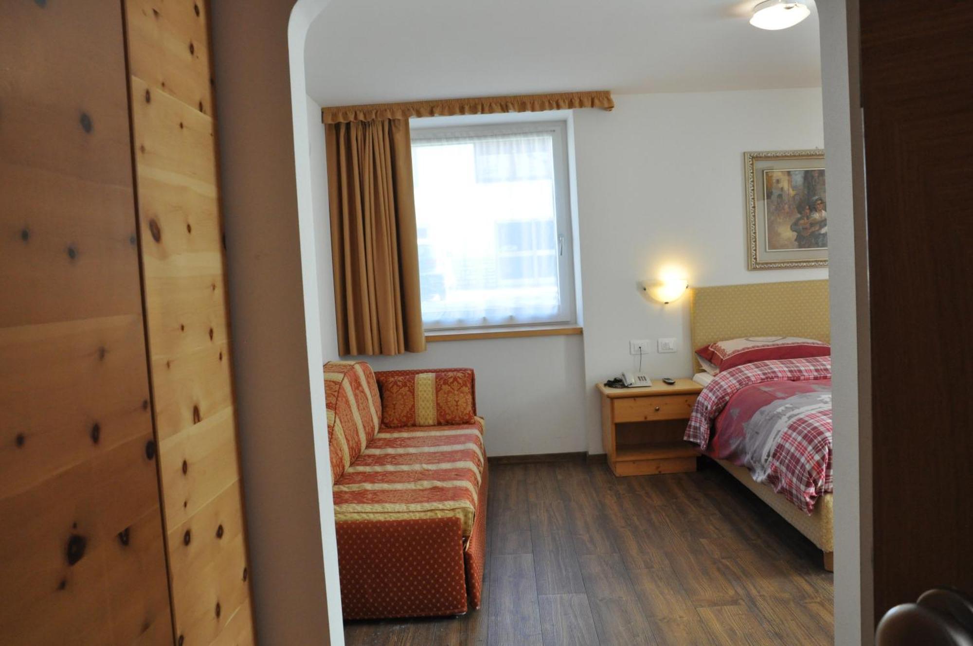Alpenlife Hotel Someda Moena Extérieur photo